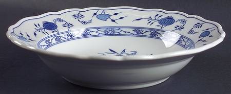 Blue Onion Large Rim Soup Bowl