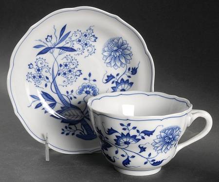 Blue Onion Jumbo Cup & Saucer Set