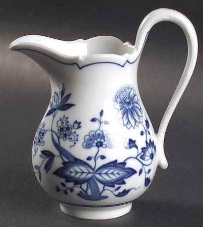 Blue Onion Oversize Creamer