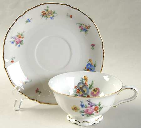 Bristol Footed Cup & Saucer Set
