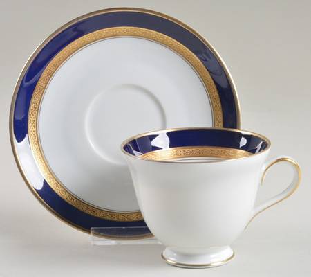 Cardiff Footed Cup & Saucer Set