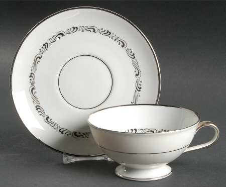 Cascade Footed Cup & Saucer Set