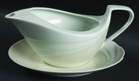 Champagne Gravy Boat & Underplate