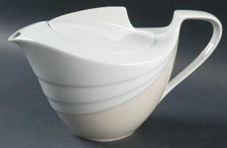 Champagne Teapot & Lid