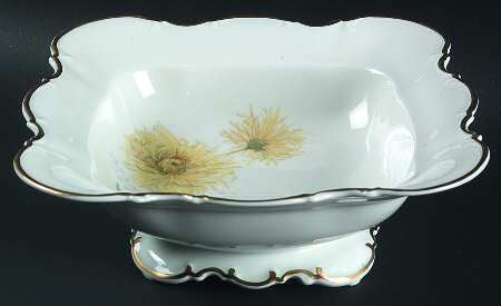 The Chrysanthemum 9" Square Vegetable Bowl