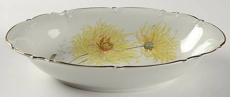The Chrysanthemum 10" Oval Vegetable Bowl