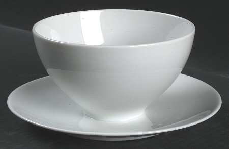 Charmant White Gravy Boat with Attached Underplate