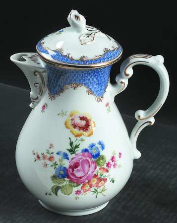 Coburg Coffee Pot & Lid