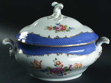 Coburg Oval Tureen & Lid