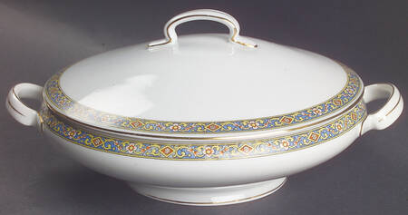 The Coburg Round Covered Vegetable