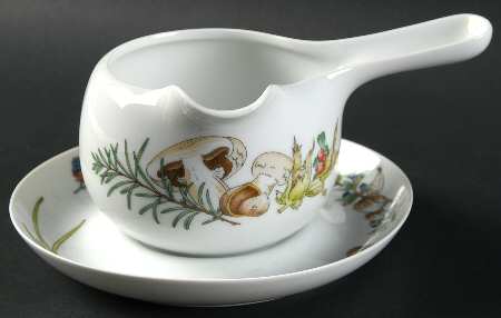 Country Gravy Boat & Underplate