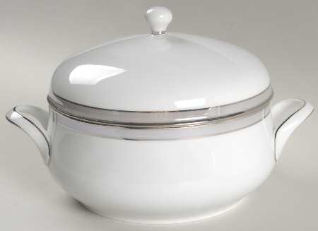 Davos Round Covered Vegetable