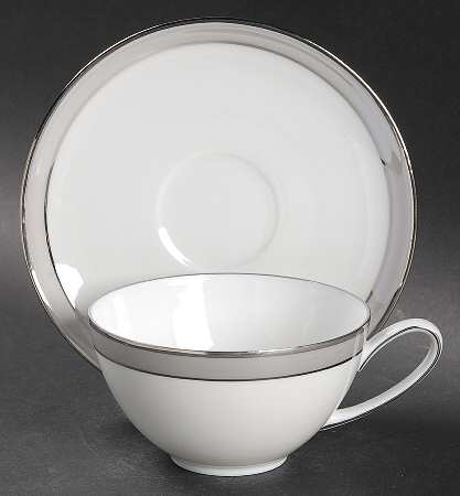 Davos Flat Cup & Saucer Set