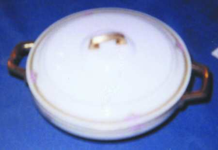 Diana (Green Band) Round Covered Vegetable