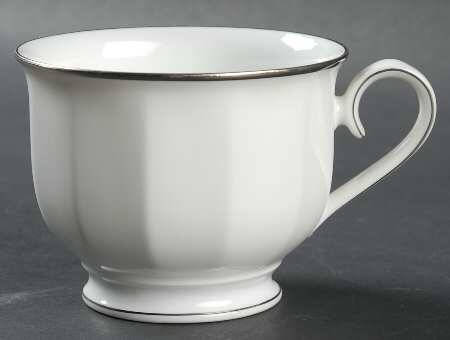 Diamond Footed Cup