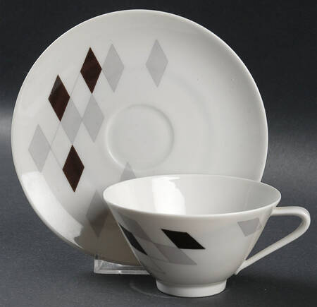 The Domino Flat Cup & Saucer Set