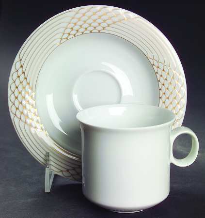 D'Oro Flat Cup & Saucer Set
