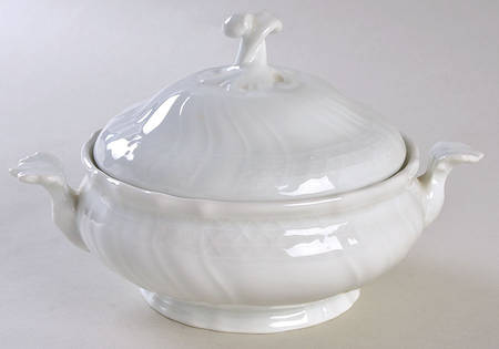 Dresden All White Mini Round Covered Vegetable
