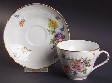 Duchesse Flat Cup & Saucer Set