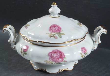 The Dundee Round Covered Vegetable
