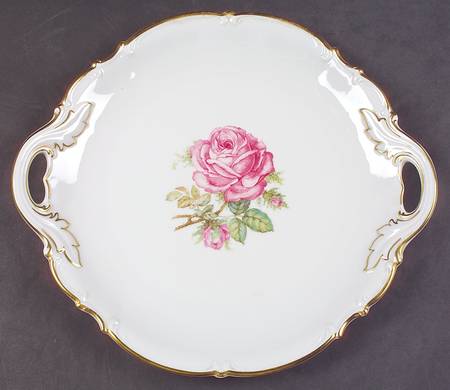 The Dundee Handled Cake Plate