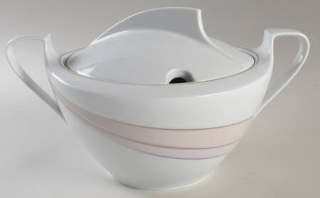 En Vogue Round Covered Vegetable