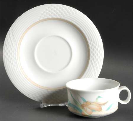 Estoril Flat Cup & Saucer Set