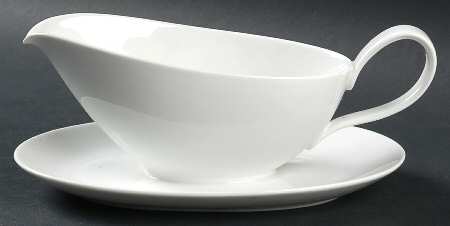 Favorit (Undecorated) Gravy Boat with Attached Underplate