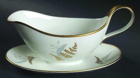 The Ferndale Gravy Boat with Attached Underplate