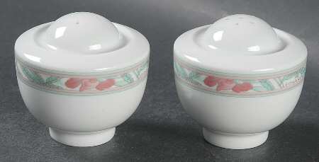 Ferrara (Galleria Shape) Salt & Pepper Set
