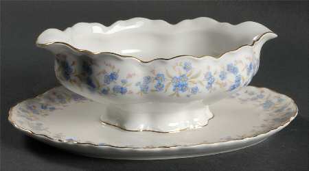 Forget Me Not Gravy Boat with Attached Underplate