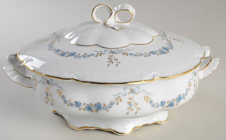 Fontainebleau Round Covered Vegetable