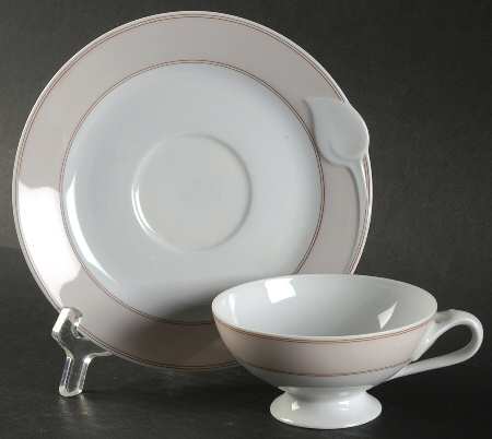Fontaine Footed Cup & Saucer Set