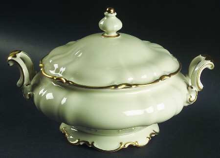 Hamilton Round Covered Vegetable