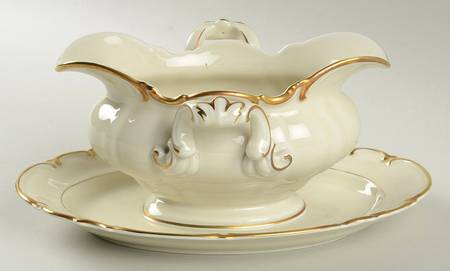 Hamilton Gravy Boat with Attached Underplate