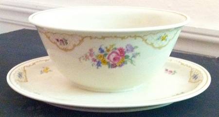 HUT11 Flat Cup & Saucer Set