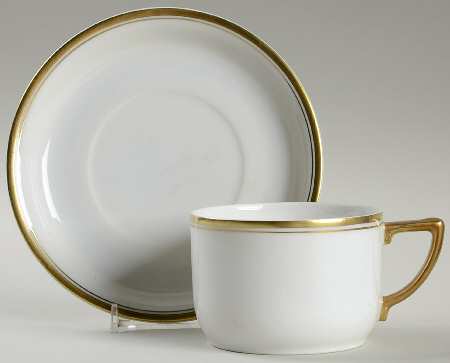 HUT149 Flat Cup & Saucer Set