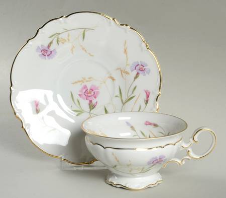 8941 Footed Cup & Saucer Set