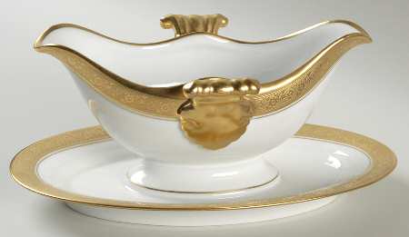 HUT184 Gravy Boat with Attached Underplate