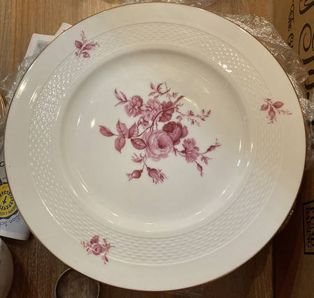 HUT201 Dinner Plate