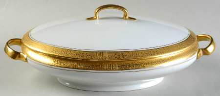 HUT216 Oval Covered Vegetable