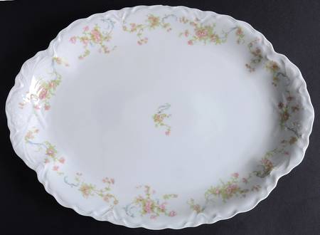 HUT23 15" Oval Serving Platter