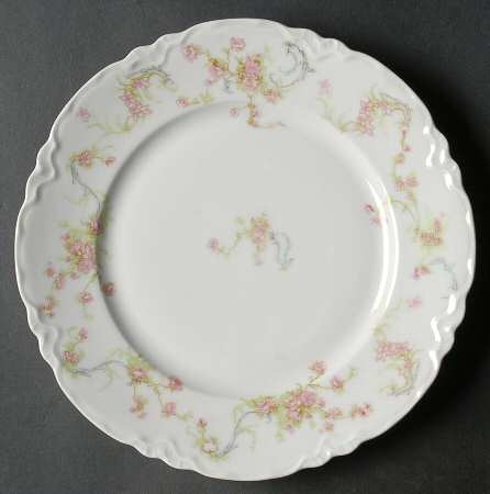 HUT23 Luncheon Plate
