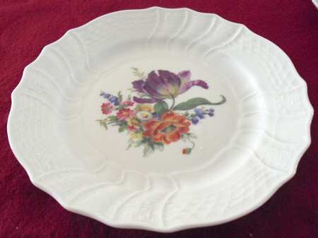 HUT232 Salad Plate