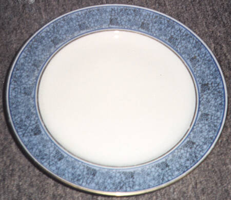 HUT237 Dinner Plate