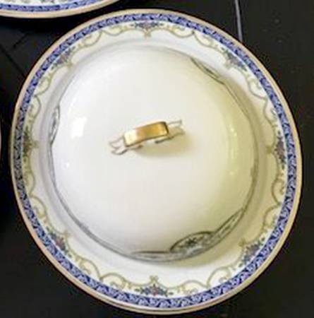 HUT253 Round Covered Butter