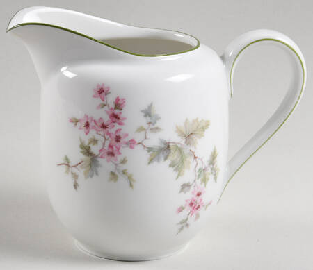 HUT2 (Green Trim) Creamer