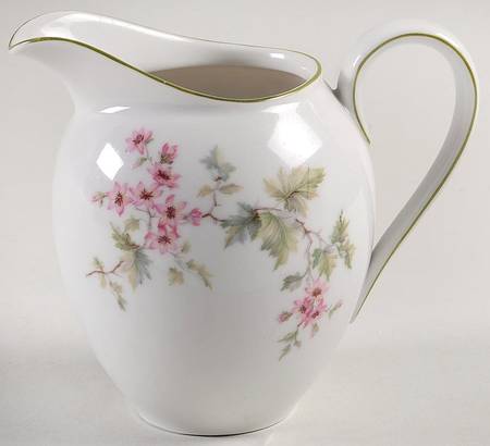 HUT2 (Green Trim) Creamer