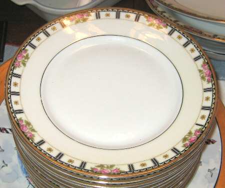 HUT305 Salad Plate