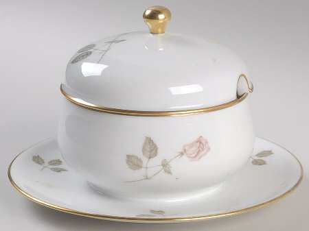 Rose Gravy Boat w/Attached Underplate & Lid
